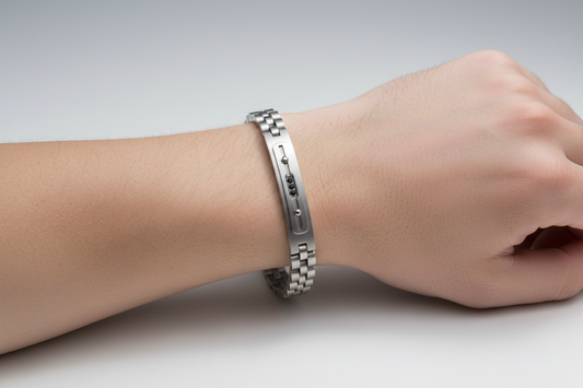 Bracciale Uomo Classic in Acciaio e Zirconi Neri - 4US