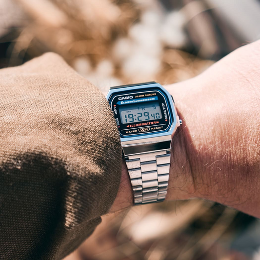 Orologio Unisex CASIO VINTAGE Digitale in Acciaio