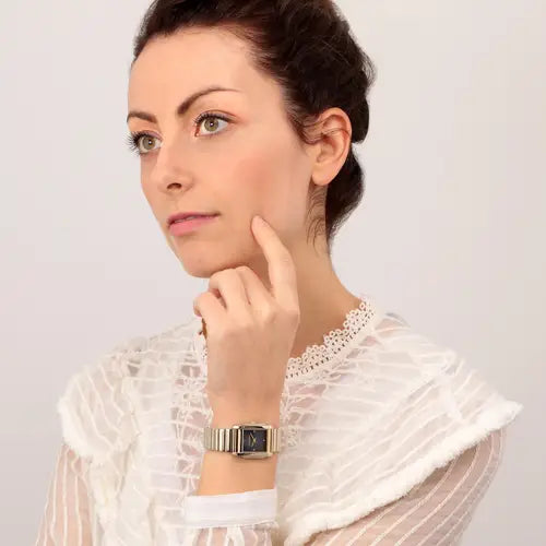 Orologio Donna TRUSSARDI Solo Tempo in Acciaio Dorato con Quadrante Nero