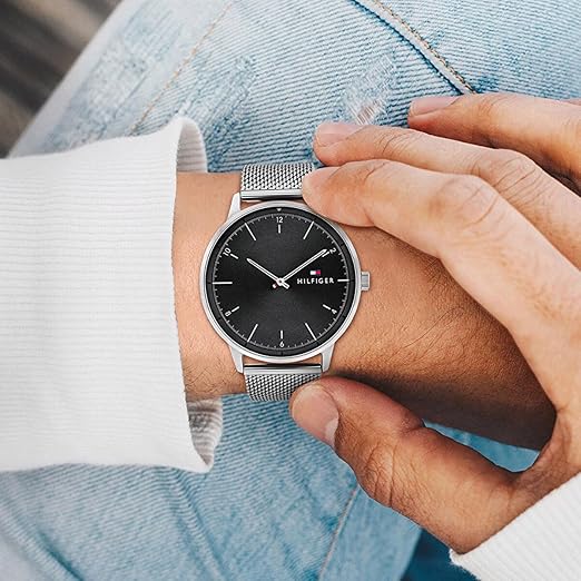 Orologio Uomo Tommy Hilfiger Lars – Solo Tempo in Acciaio Maglia Milanese