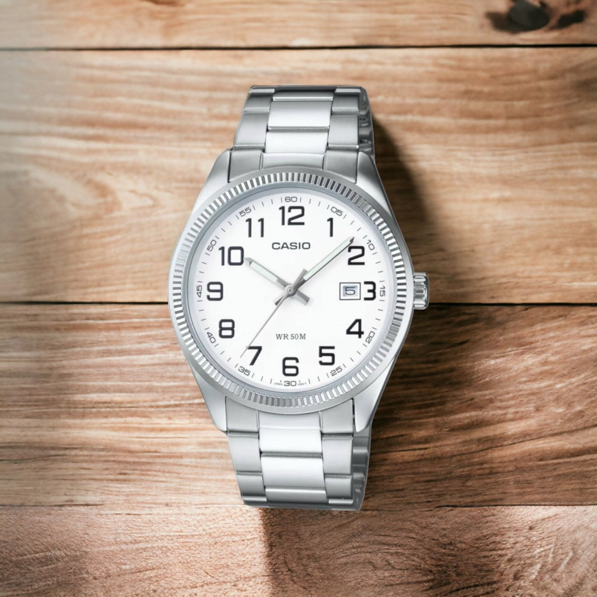 Orologio Uomo CASIO in Acciaio con Quadrante Bianco