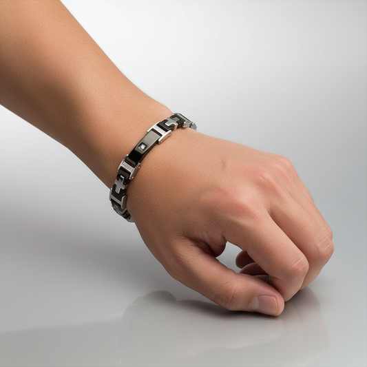 Bracciale Uomo in Acciaio con Maglie Nere e Zircone - AMEN