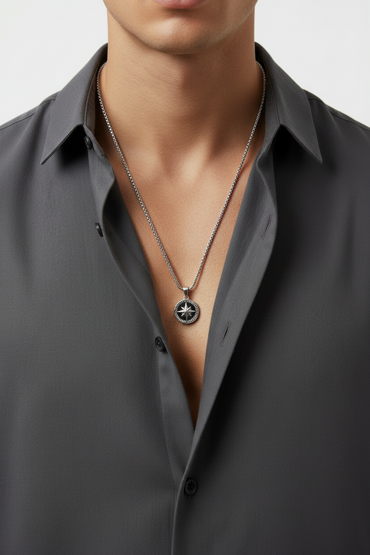 Collana Uomo Rosa dei Venti in Acciaio con Zirconi Neri - AMEN