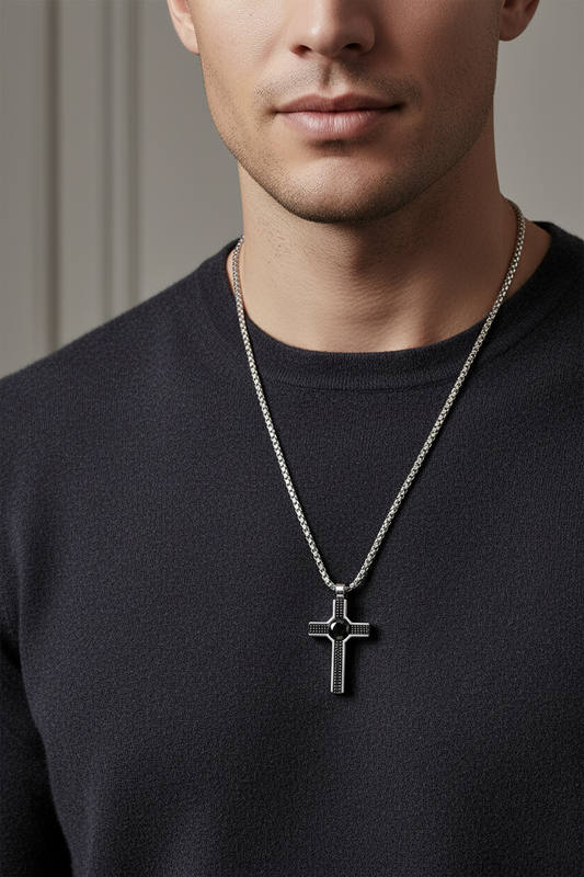 Collana Uomo Croce con Zirconi Neri e Texture - AMEN