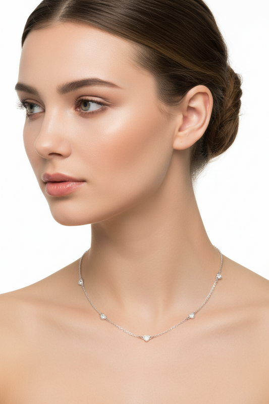 Collana Donna Cinque Cuori Bianchi in Argento - AMEN