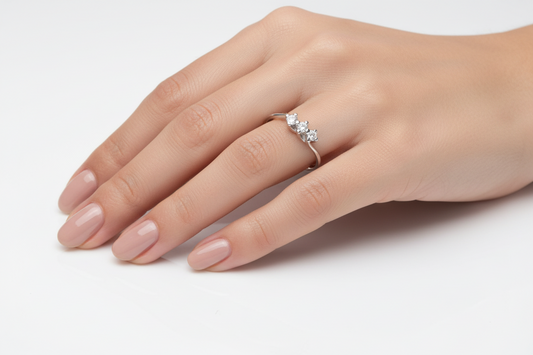 Anello Trilogy in Oro Bianco 18kt - LUCCIOLE