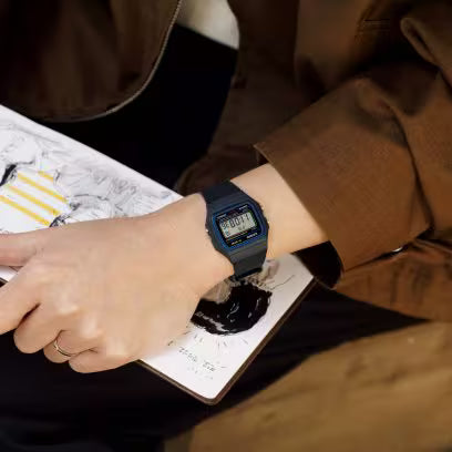 Orologio Unisex CASIO Digitale in Silicone Nero